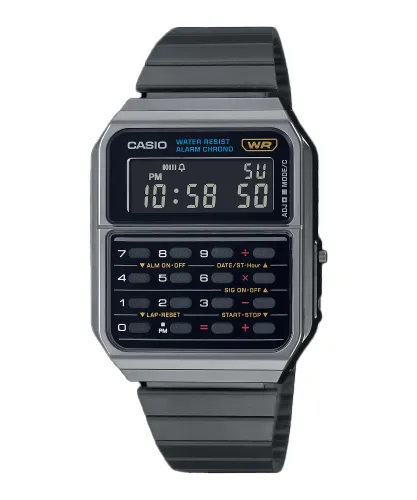 Casio vintage negro con detalles dorados